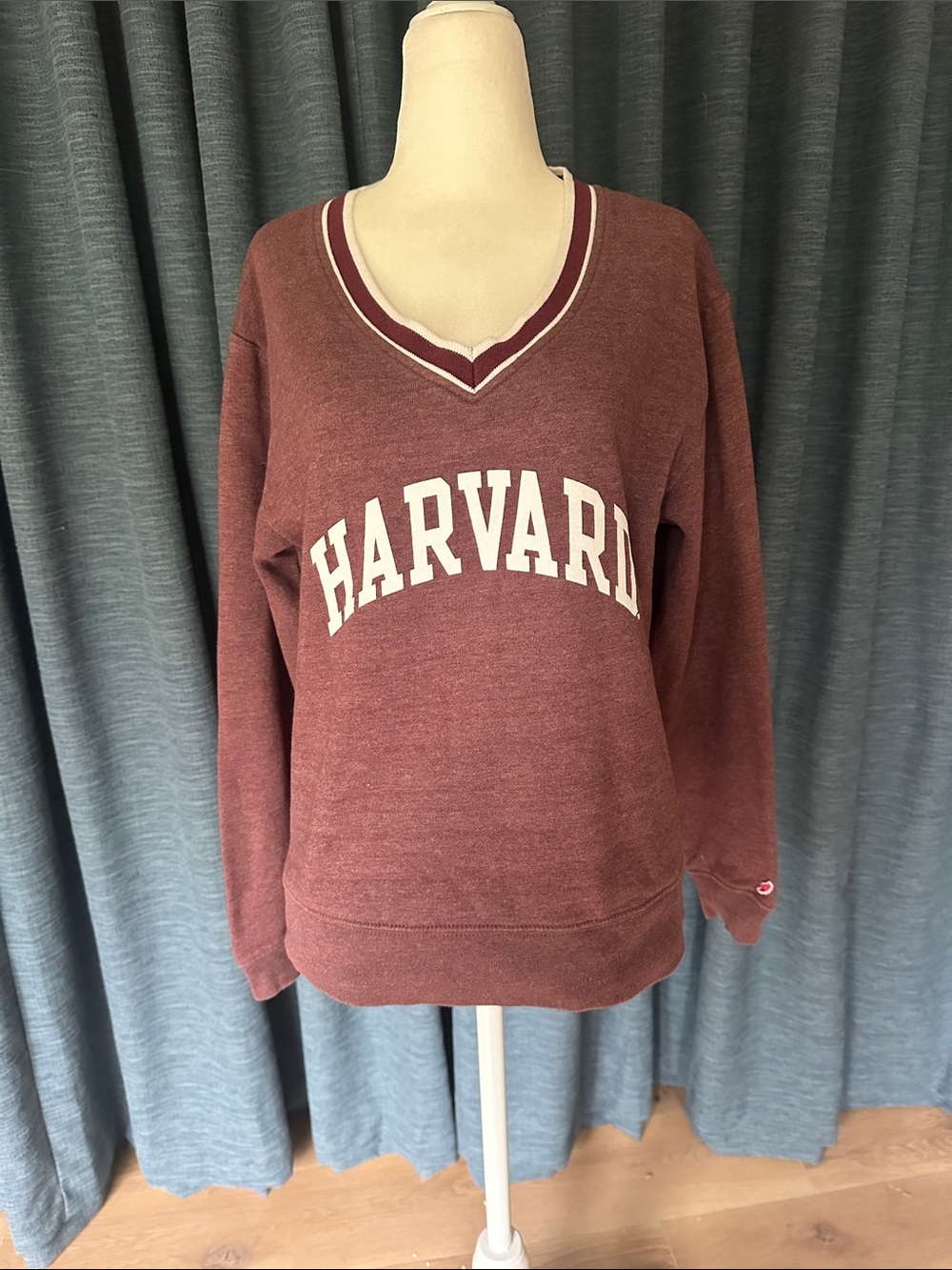 Women's V‑Neck Harvard Pullover Sweatshirt - Maroon